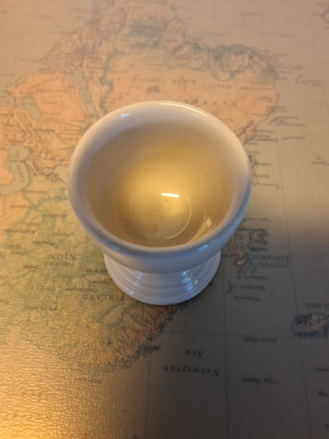 Stelton lille askebæger med vippelåg